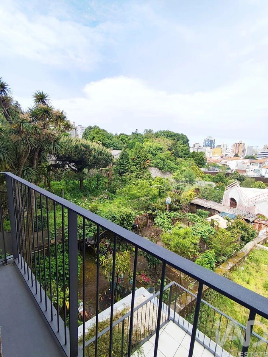 Apartamento T1 para Venda em Lordelo do Ouro e Massarelos Foto 8