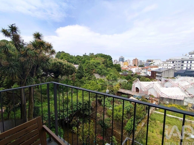 Apartamento T1 para Venda em Lordelo do Ouro e Massarelos Foto 10