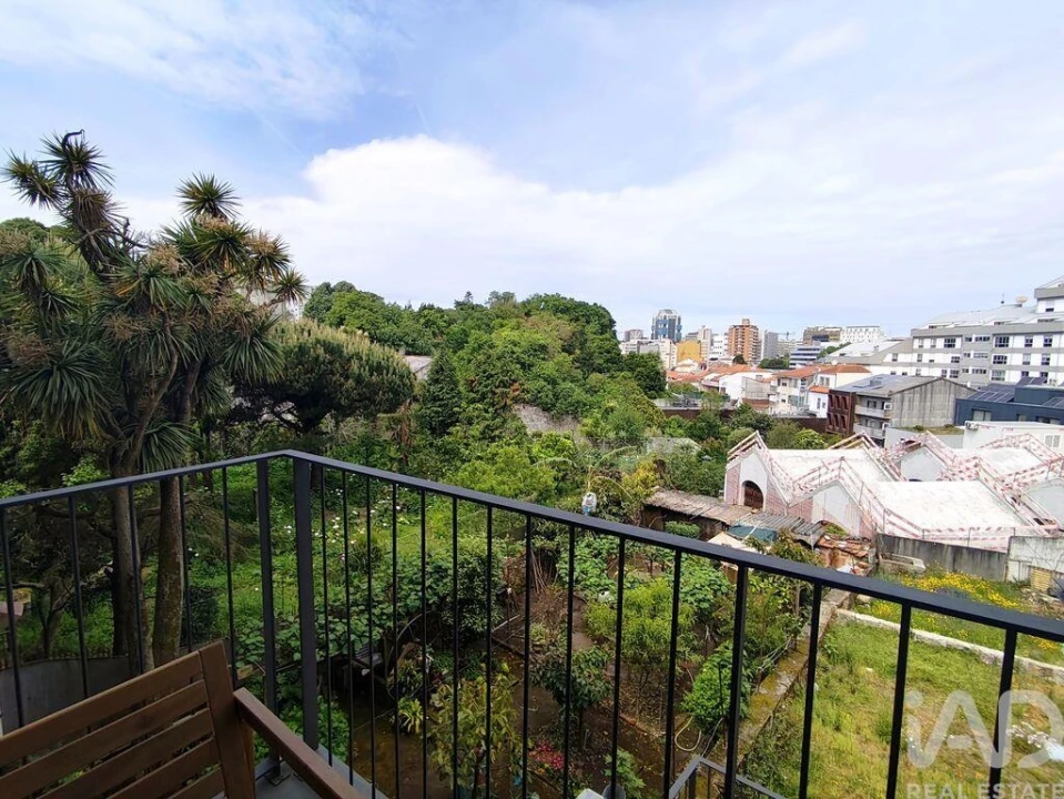 Apartamento T1 para Venda em Lordelo do Ouro e Massarelos Foto 10