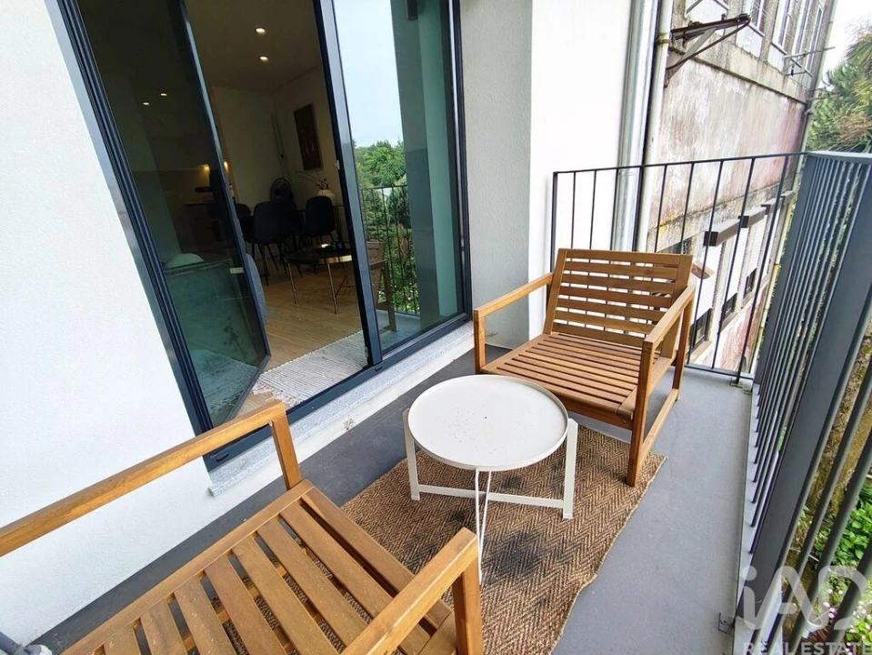 Apartamento T1 para Venda em Lordelo do Ouro e Massarelos Foto 5