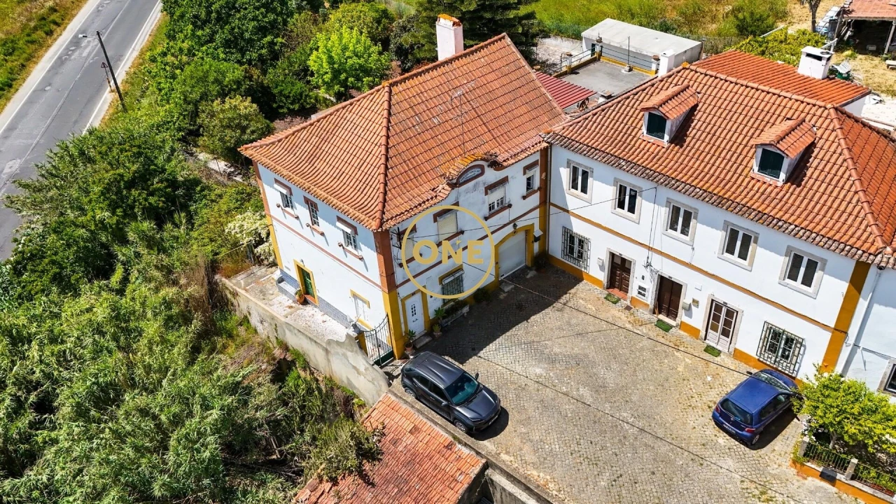 Moradia T4 para Venda em Caparica e Trafaria Foto 1