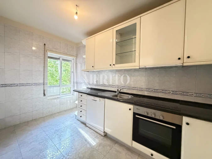 Apartamento T2 para Venda em Vila Nova de Famalicão e Calendário Foto 11
