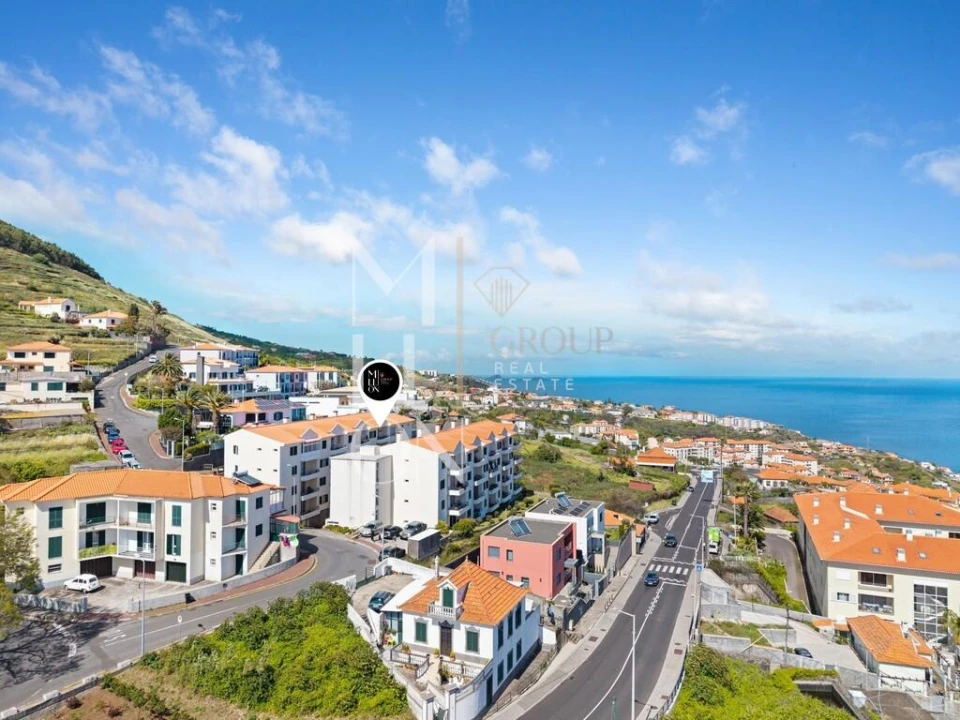 Apartamento T2 para Venda em Caniço Foto 1