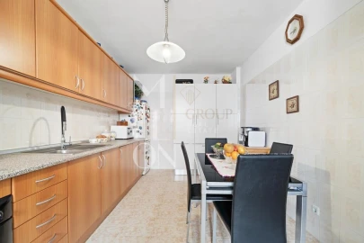 Apartamento T2 para Venda em Caniço