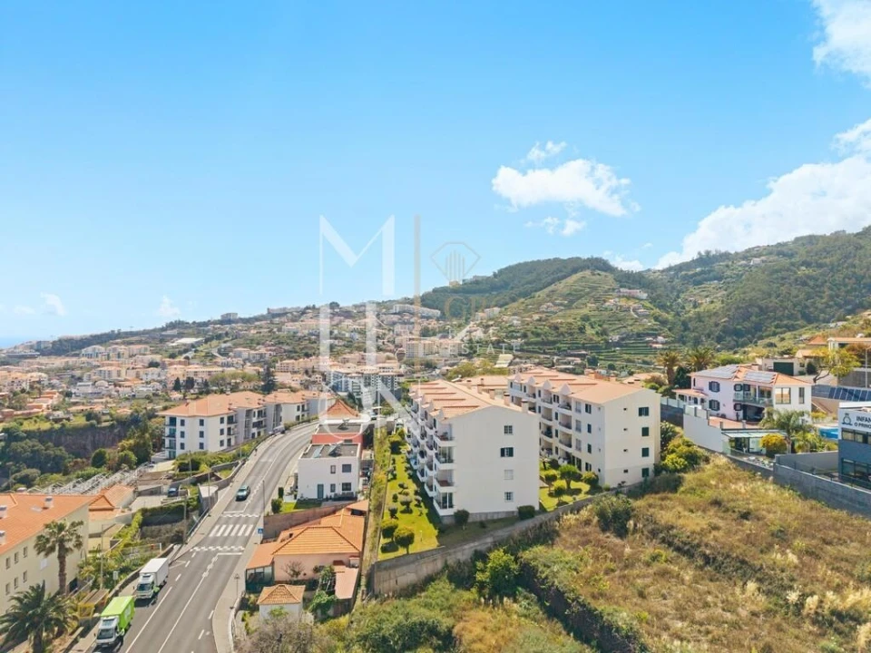 Apartamento T2 para Venda em Caniço Foto 35