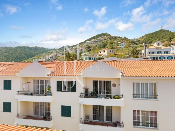 Apartamento T2 para Venda em Caniço Foto 3