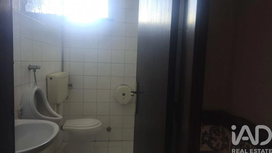 Loja para Venda em Santa Ovaia e Vila Pouca da Beira Foto 12