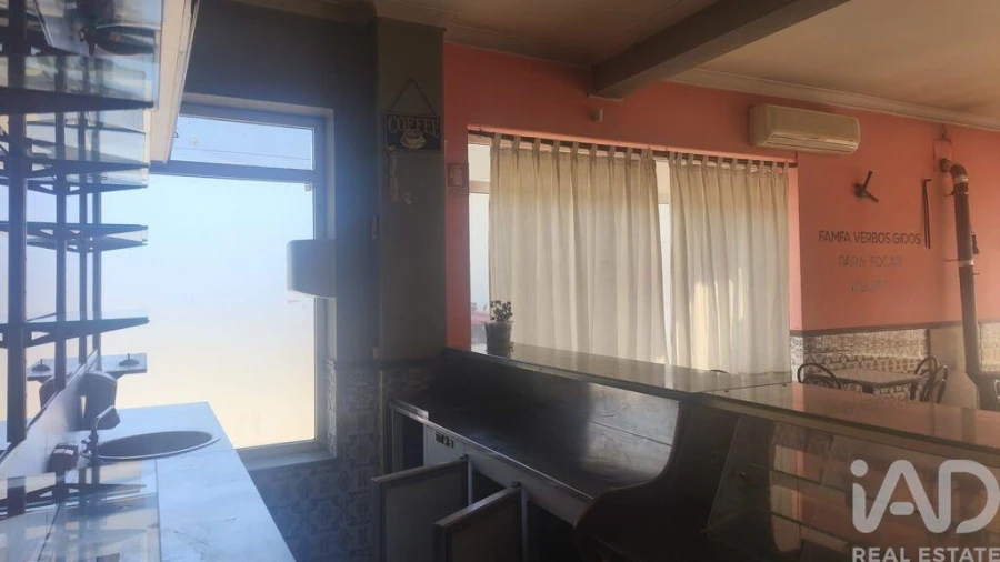 Loja para Venda em Santa Ovaia e Vila Pouca da Beira Foto 2