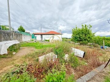 Moradia T2 para Venda em Vila das Aves