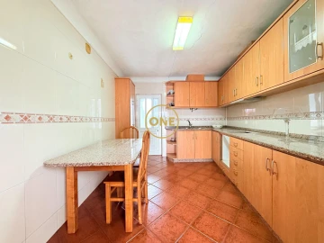 Moradia T2 para Venda em Vila das Aves