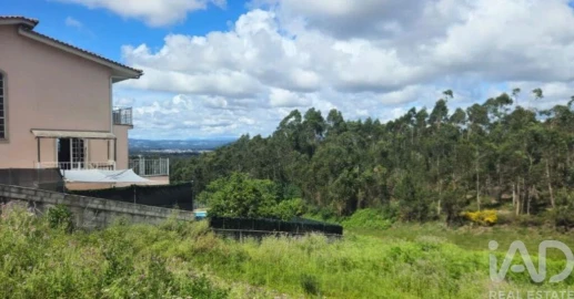 Terreno para Venda em Laundos