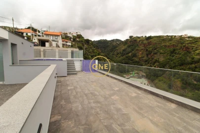 Moradia T3 para Venda em Santa Cruz