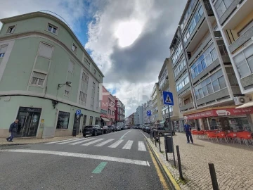 Apartamento T2 para Venda em Avenidas Novas