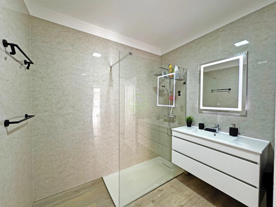 Apartamento T2 para Venda em Póvoa de Varzim, Beiriz e Argivai Foto 9