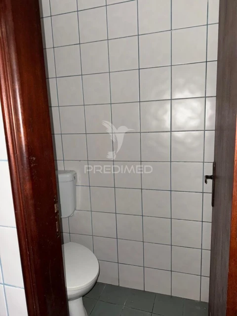 Loja para Venda em Romeira e Várzea