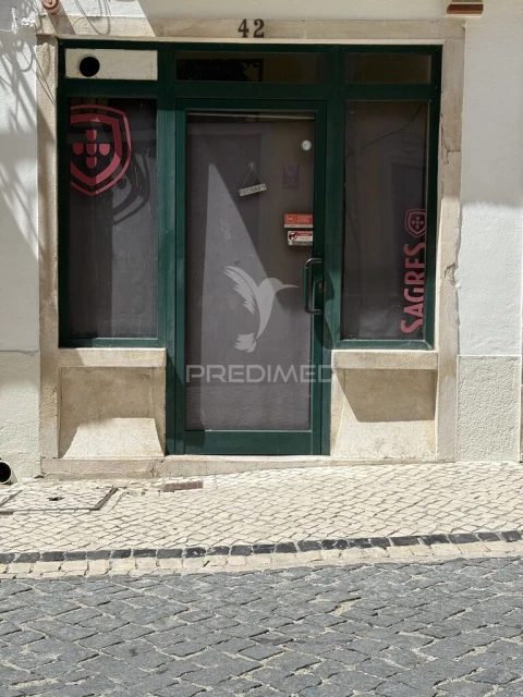 Loja para Venda em Romeira e Várzea
