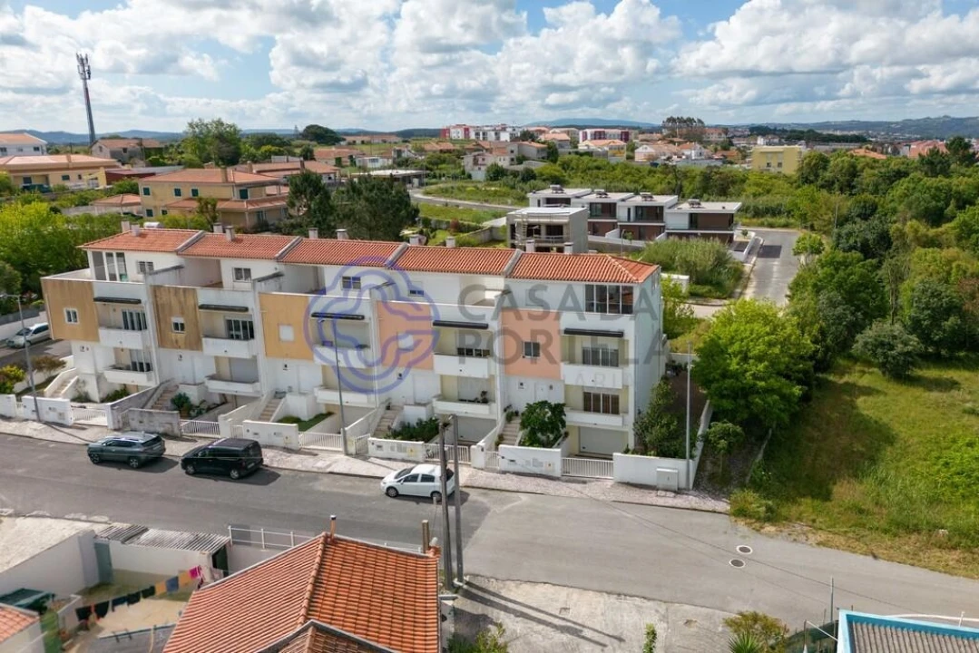 Moradia T3 para Venda em Caldas da Rainha - Santo Onofre e Serra do Bouro Foto 3