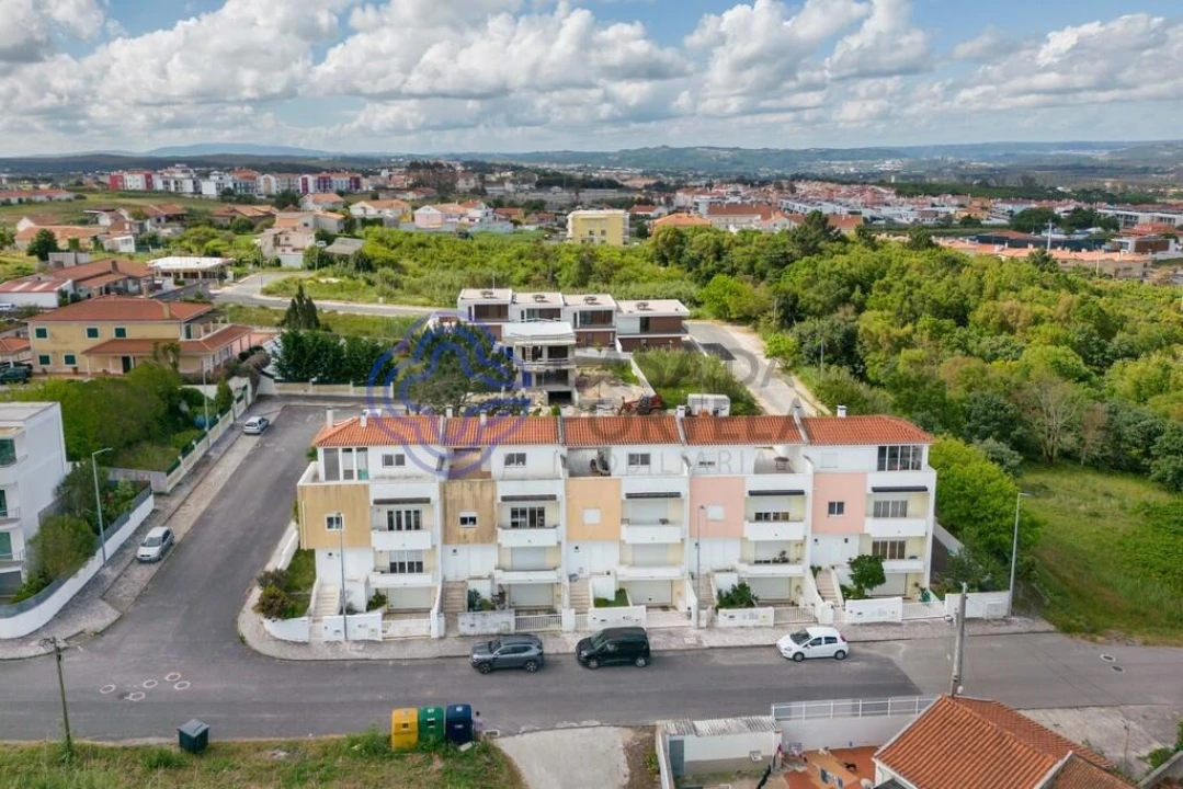 Moradia T3 para Venda em Caldas da Rainha - Santo Onofre e Serra do Bouro Foto 2