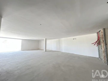 Moradia T4 para Venda em Loule (São Clemente)