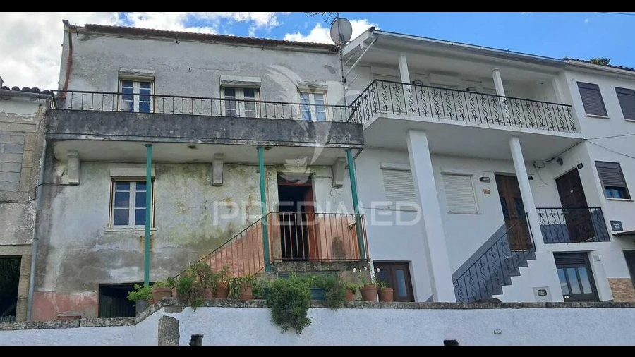 Moradia T3 para Venda em Côja e Barril de Alva