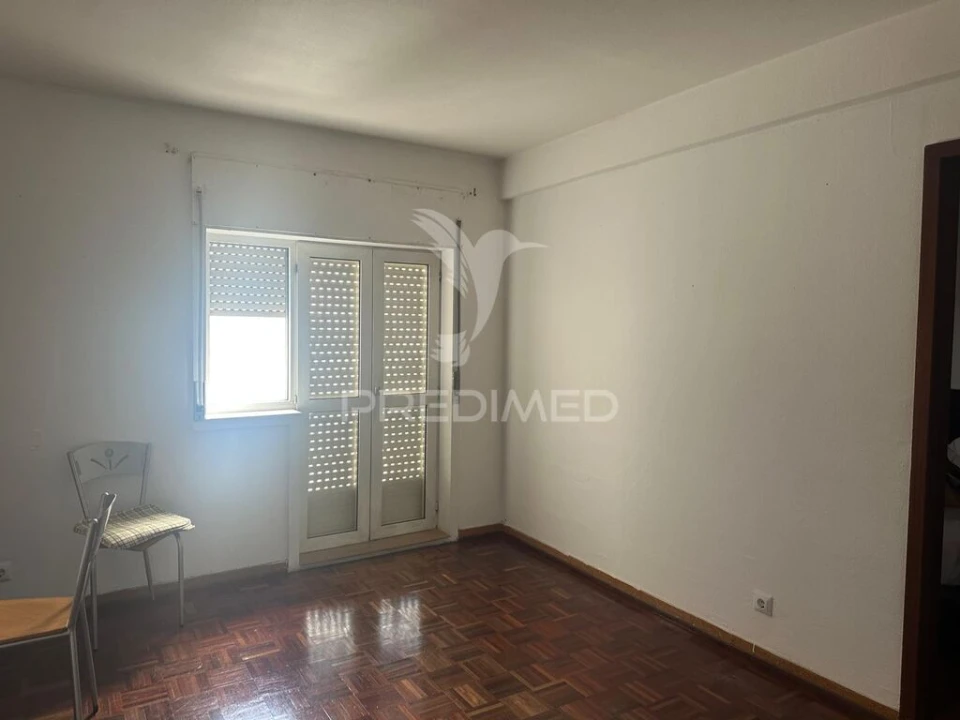 Apartamento T2 para Venda em Almeirim Foto 12