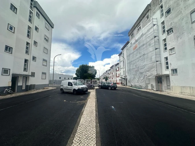 Apartamento T2 para Venda em Almeirim Foto 5