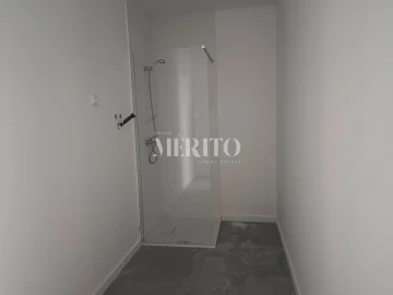 Armazém para Venda em Arnoso (Santa Maria e Santa Eulália) e Sezures