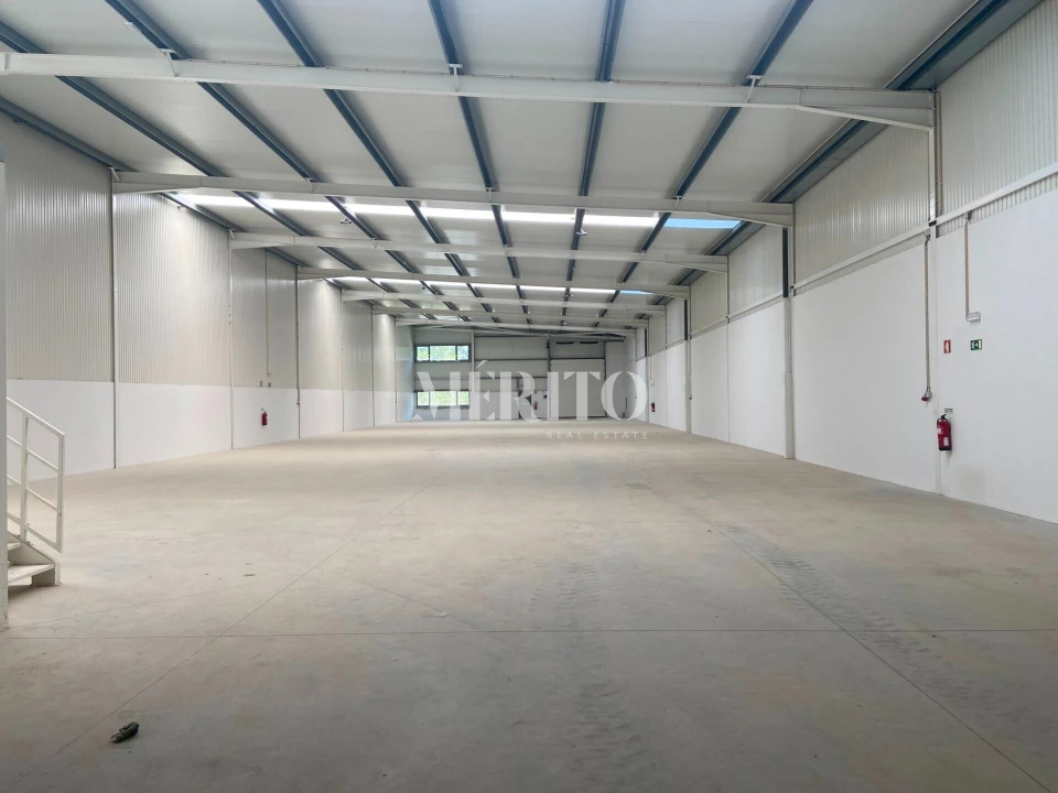 Armazém para Venda em Arnoso (Santa Maria e Santa Eulália) e Sezures Foto 7