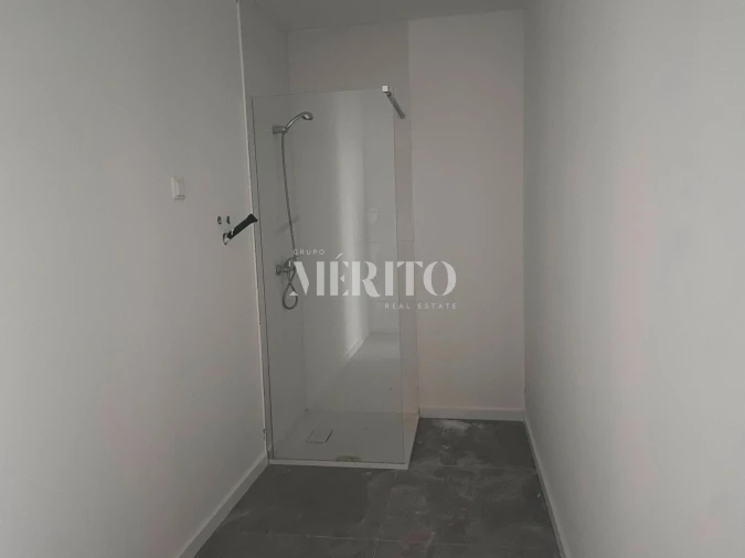 Armazém para Venda em Arnoso (Santa Maria e Santa Eulália) e Sezures Foto 13