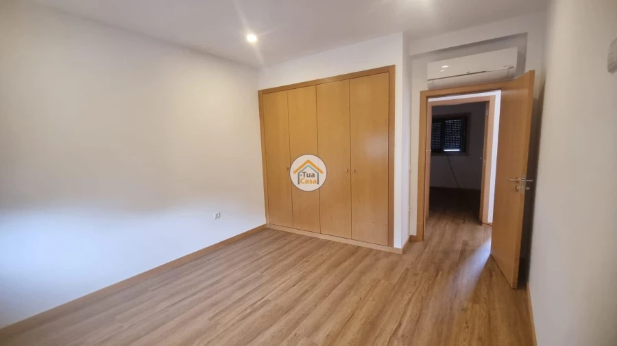Moradia T3 para Venda em Freixo de Cima e de Baixo Foto 12