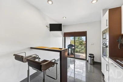 Apartamento T3 para Arrendamento em Loule (São Clemente)