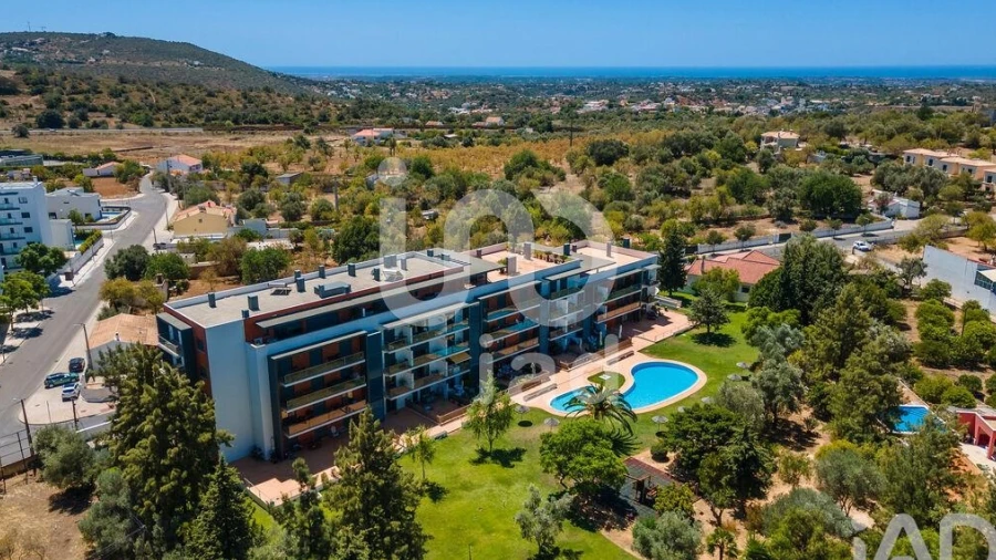 Apartamento T3 para Arrendamento em Loule (São Clemente)
