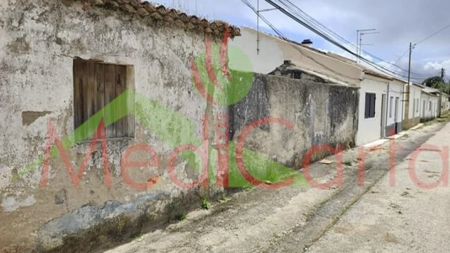 Terreno para Venda em Manique do Intendente, Vila Nova de São Pedro e Maçussa