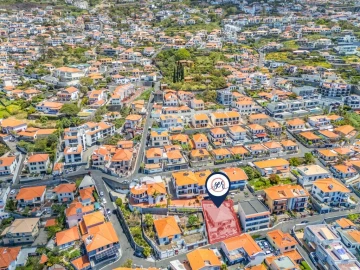 Moradia T4 para Venda em Funchal (Santa Maria Maior)