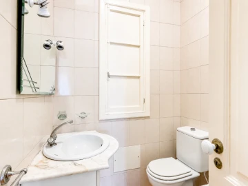 Moradia T4 para Venda em Funchal (Santa Maria Maior)