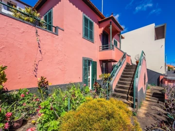 Moradia T4 para Venda em Funchal (Santa Maria Maior)