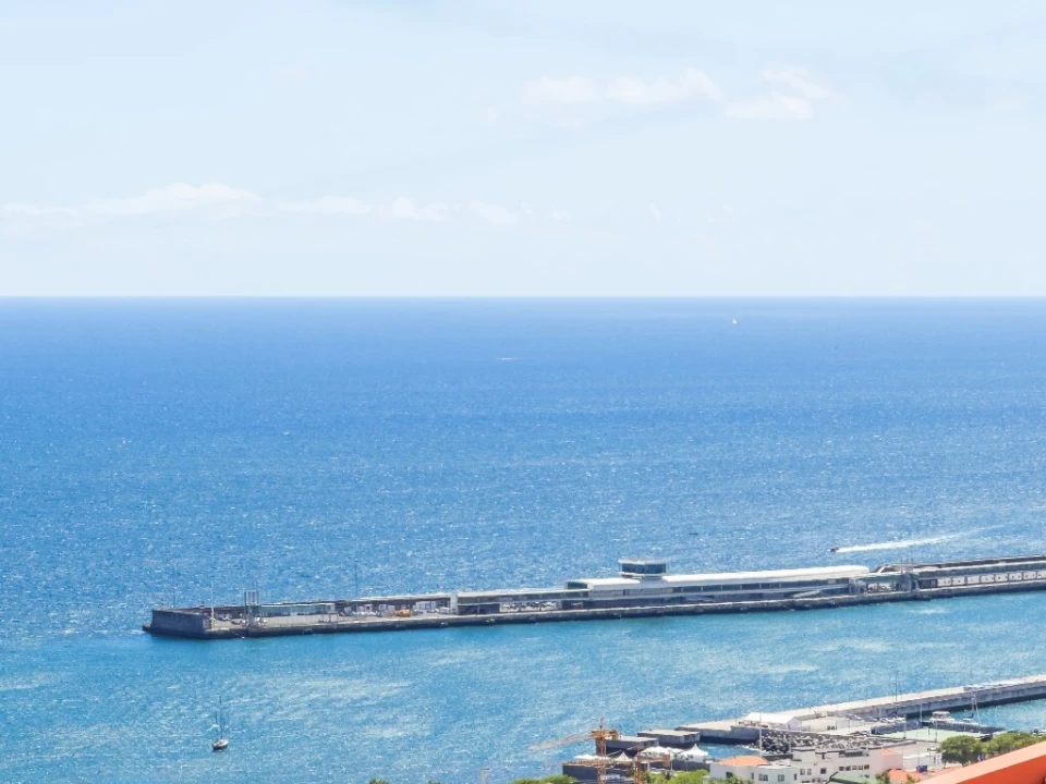 Moradia T4 para Venda em Funchal (Santa Maria Maior) Foto 46