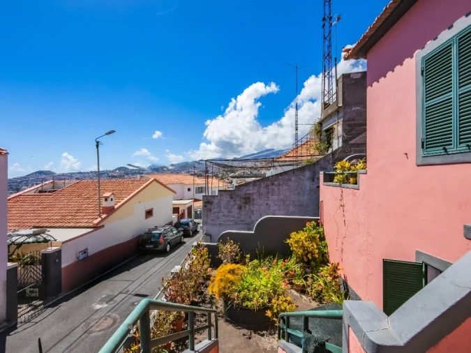 Moradia T4 para Venda em Funchal (Santa Maria Maior) Foto 58