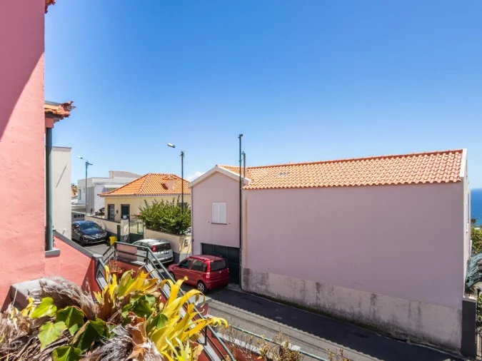 Moradia T4 para Venda em Funchal (Santa Maria Maior) Foto 48