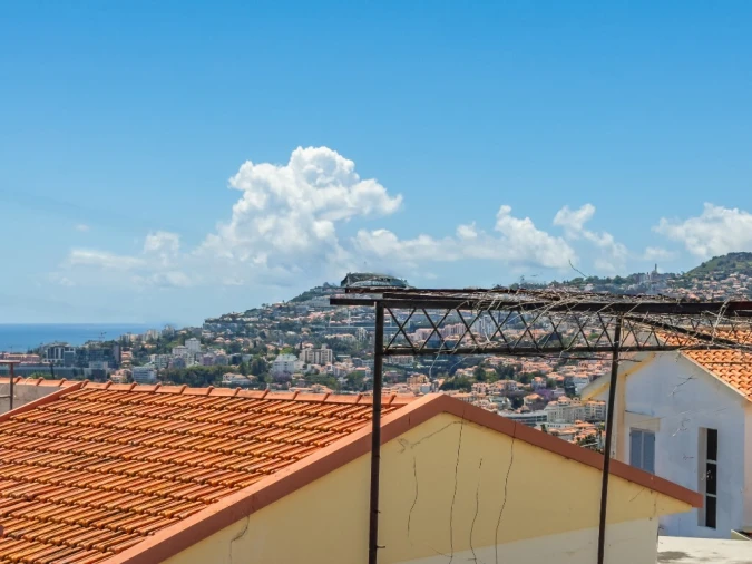 Moradia T4 para Venda em Funchal (Santa Maria Maior) Foto 47