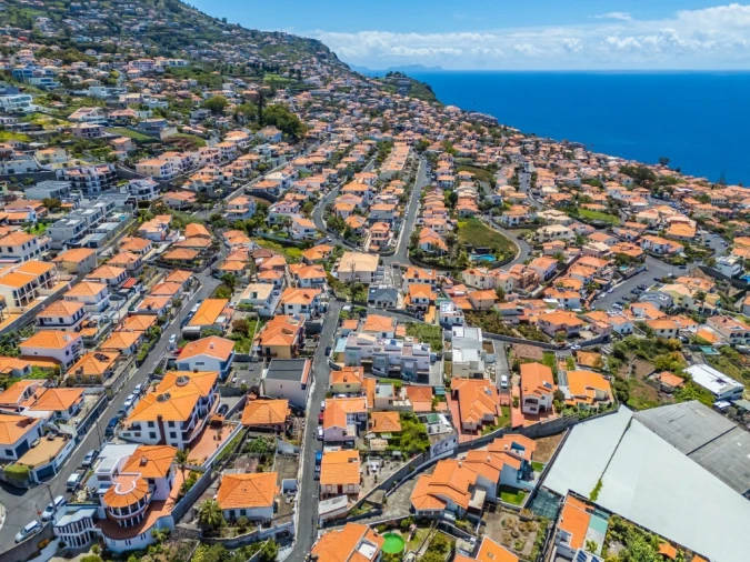 Moradia T4 para Venda em Funchal (Santa Maria Maior) Foto 78