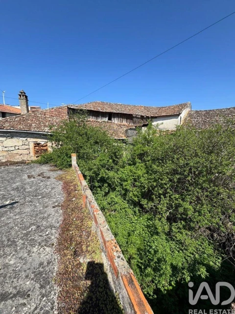 Moradia para Venda em Sendim