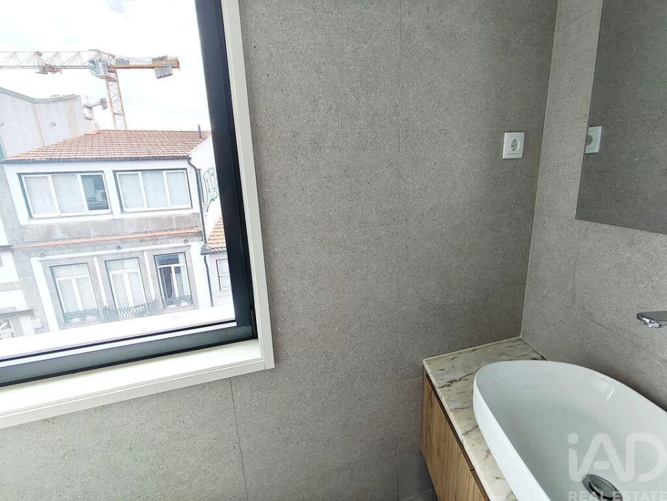 Apartamento T2 para Venda em Lordelo do Ouro e Massarelos Foto 24