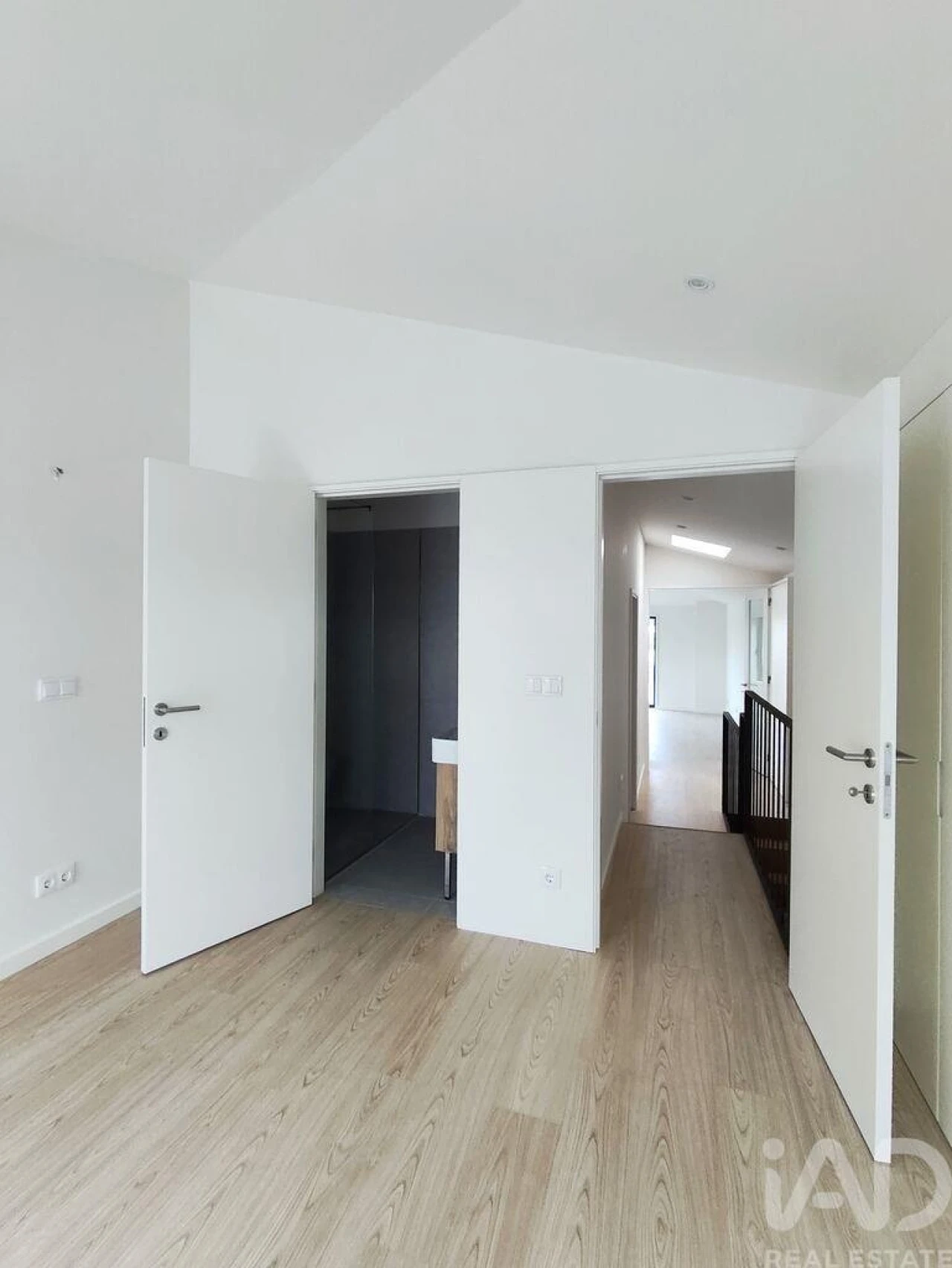 Apartamento T2 para Venda em Lordelo do Ouro e Massarelos Foto 29