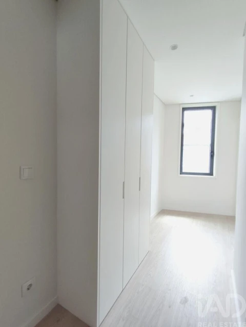 Apartamento T2 para Venda em Lordelo do Ouro e Massarelos