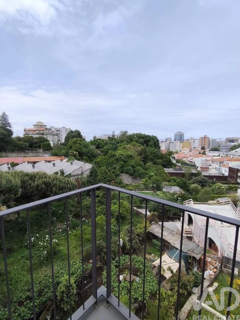 Apartamento T2 para Venda em Lordelo do Ouro e Massarelos