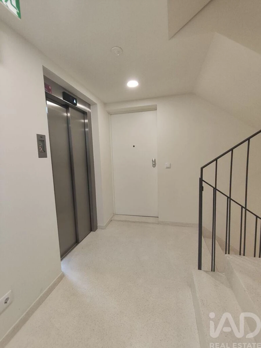 Apartamento T2 para Venda em Lordelo do Ouro e Massarelos Foto 40