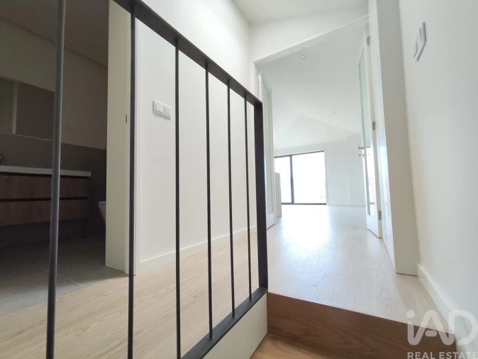 Apartamento T2 para Venda em Lordelo do Ouro e Massarelos Foto 7