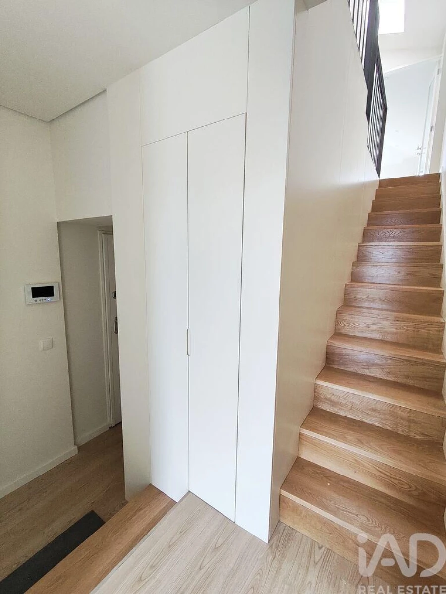 Apartamento T2 para Venda em Lordelo do Ouro e Massarelos Foto 14