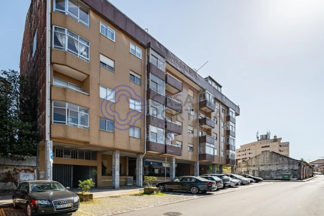 Apartamento T3 para Venda em Santa Marinha e São Pedro da Afurada Foto 1